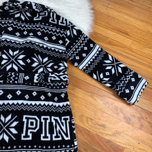 PINK Victoria Secret SOFT Cozy & Warm Robe w/ Belt - Picture 13 of 14